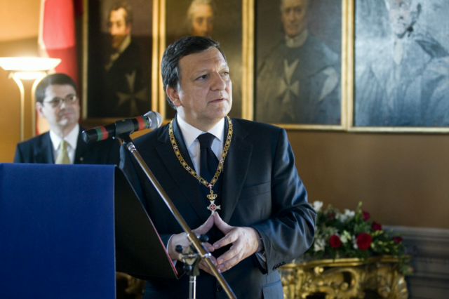 http://www.theunhivedmind.com/wordpress/Documents/BarrosoKNIGHTOFMALTA.jpg
